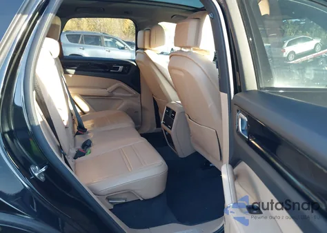 2019 Porsche Cayenne z USA, uszkodzony, nr VIN WP1AA2AY2KDA04806